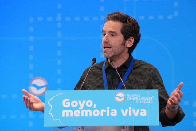 El expresidente del Partido Popular de Guipúzcoa, Borja Sémper, interviene durante la clausura de la primera edición de la Escuela Gregorio Ordóñez, a 28 de enero de 2023, en San Sebastián, Guipúzcoa, País Vasco (España).