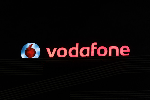 Archivo - Logo de la empresa de Vodafone encendido, a 10 de agosto de 2022, en Madrid (España).