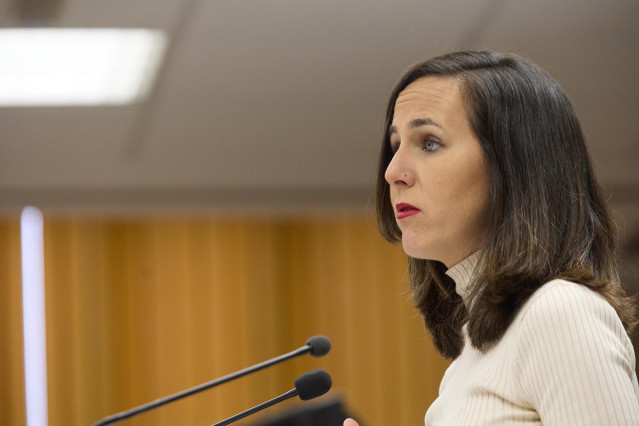 La ministra de Derechos Sociales y Agenda 2030, Ione Belarra, interviene durante el acto ‘Materializando los derechos sociales avances y retos’, en el Ministerio de Derechos Sociales y Agenda 2030, a 25 de enero de 2023, en Madrid (España).