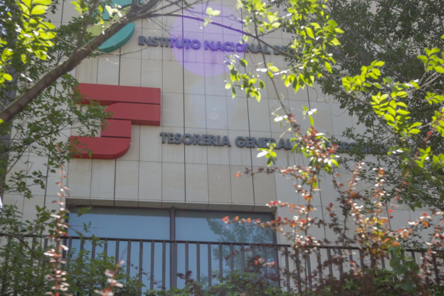 Archivo - Fachada de la Tesorería General de la Seguridad Social, en Madrid (España), a 26 de junio de 2020. El Ministerio de Inclusión, Seguridad Social y Migraciones reabrió ayer al público la mayor parte de las oficinas del Instituto Nacional de la Seg