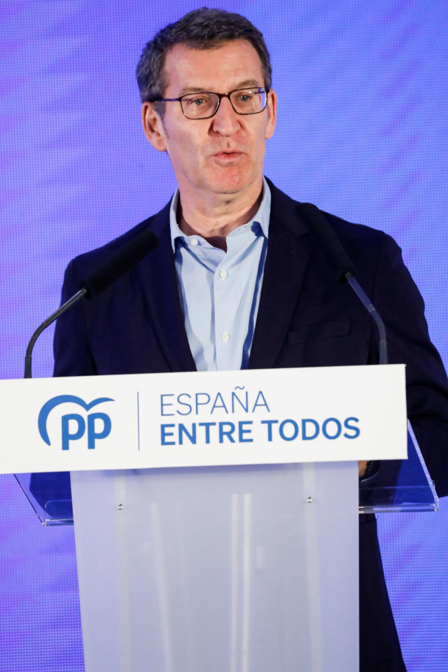 El presidente del Partido Popular (PP), Alberto Núñez Feijóo, interviene en el acto de presentación del alcaldable de Alcantarilla, a 3 de febrero de 2023, en Alcantarilla, Murcia, Región de Murcia, (España).