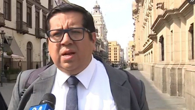 El ministro de Economía y Finanzas de Perú, Alex Contreras