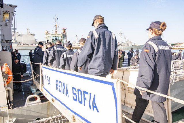 La fragata 'Reina Sofía' zarpa de Rota para incorporarse a la Operación Atalanta en el Océano Índico