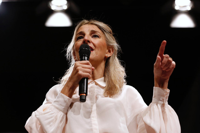 La vicepresidenta segunda del Gobierno, Yolanda Díaz, interviene durante un acto de escucha de Sumar, en Fundos Fórum, a 4 de febrero de 2023, en Valladolid, Castilla y León (España).