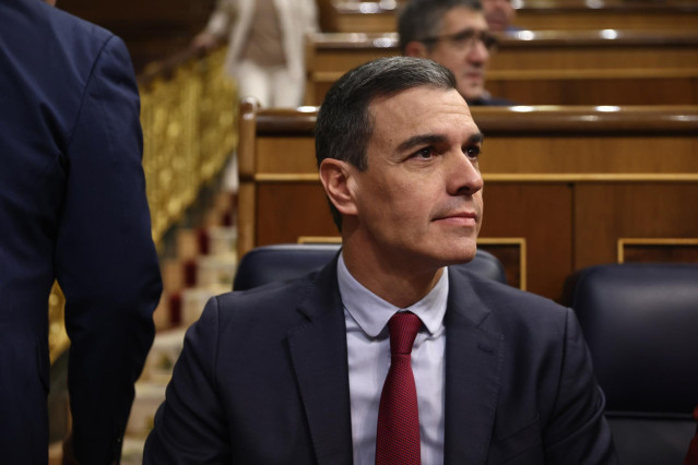 El presidente del Gobierno, Pedro Sánchez, durante una sesión plenaria, en el Congreso de los Diputados, a 15 de febrero de 2023, en Madrid (España).