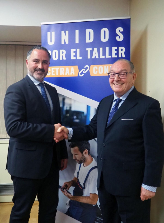 De izquierda a derecha: el presidente de Cetraa, Enrique Fontán, y el presidente de Conepa, Ramón Marcos