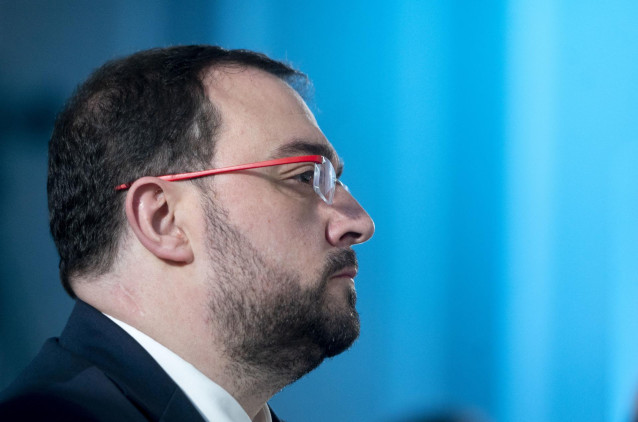 El presidente de Asturias, Adrián Barbón, durante la sexta edición del Forbes Summit Reinventing Spain, en el Hotel Rosewood Villa Magna, a 6 de febrero de 2023, en Madrid (España). Forbes Reinventing Spain nació para analizar el panorama empresarial, pol