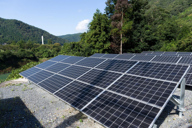 Archivo - Panel solar