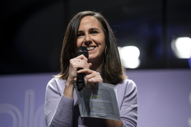 La secretaria general de Podemos y ministra de Derechos Sociales y Agenda 2030, Ione Belarra, interviene durante el acto '¿Consentiste o no? Solo sí es sí', en el Círculo de Bellas Artes, a 5 de febrero de 2023, en Madrid,