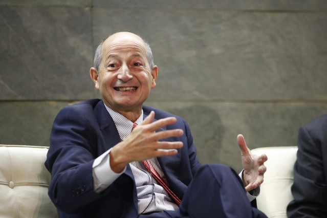 Archivo - El profesor de Economía del IE Business School, Fernando Fernández Méndez de Andés