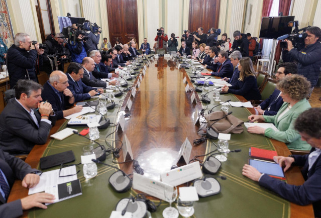 Vista del pleno del Observatorio de la Cadena Alimentaria, en la sede del Ministerio, a 20 de febrero de 2023, en Madrid (España). El Observatorio de la Cadena Alimentaria se reúne para analizar la evolución de los precios de la alimentación y el impacto,