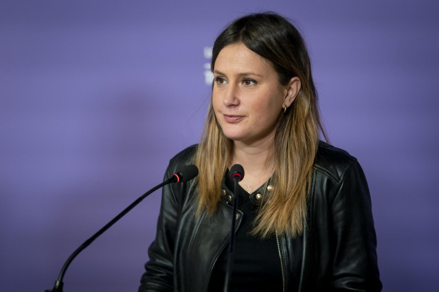 La coportavoz de Unidas Podemos en la Asamblea de Madrid y candidata a la Presidencia regional, Alejandra Jacinto, ofrece una rueda de prensa en la sede de Podemos, a 20 de febrero de 2023, en Madrid (España).