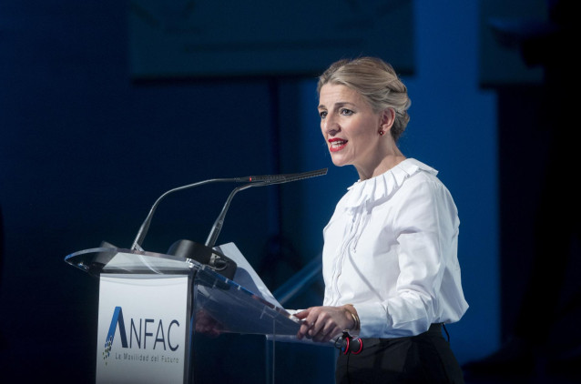 La vicepresidenta segunda y ministra de Trabajo y Economía Social, Yolanda Díaz, clausura la tercera edición del Foro ANFAC, en el Palacio de Linares, a 21 de febrero de 2023, en Madrid (España).