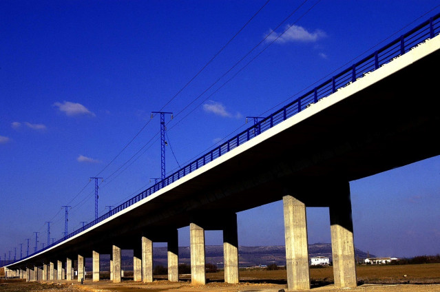 Línea de Alta Velocidad del corredor sur.