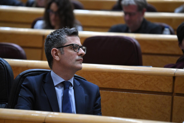 El ministro de la Presidencia, Relaciones con las Cortes y Memoria Democrática, Félix Bolaños, durante una sesión de control al Gobierno en el Senado, a 21 de febrero de 2023, en Madrid (España). Durante la sesión, el PP ha aludido a la división que exist