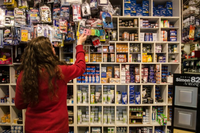 Archivo - Aecoc tecnología y ferretería prevé falta de `stock' a partir de mayo por el coronavirus