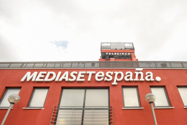 Archivo - Cartel de Mediaset España en la Sede de Telecinco