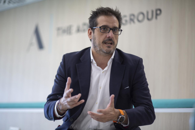 Archivo - Iker Barricat, director general de Adecco España.