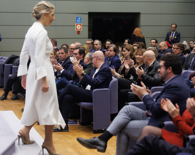 La vicepresidenta segunda y ministra de Trabajo y Economía Social, Yolanda Díaz, interviene durante el acto de presentación del Acuerdo de Diálogo Social, en la sede del Ministerio, a 23 de febrero de 2023, en Madrid (España).