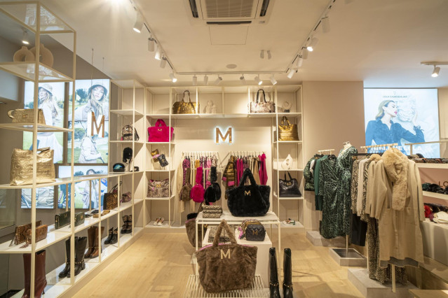 Tienda de ropa de Lola Casademunt