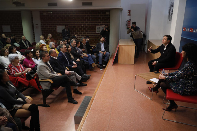 El ministro de Asuntos Exteriores, Unión Europea y Cooperación, José Manuel Albares, interviene en un acto del PSOE, en la Casa del Pueblo de Albacete