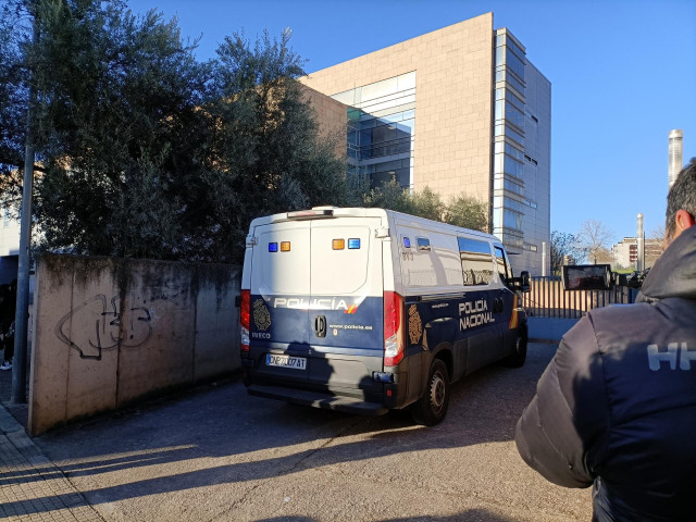 Los acusados del caso de Atrio llegan a la Audiencia Provincial de Cáceres para el juicio para la segunda sesión del juicio por el robo de las botellas