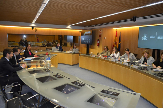 Conferencia Sectorial de Comercio Interior celebrada este lunes en el Ministerio de Industria, Comercio y Turismo, con la presencia de la ministra de Industria, Comercio y Turismo, Reyes Maroto, y la secretaria de Estado de Comercio, Xiana Méndez