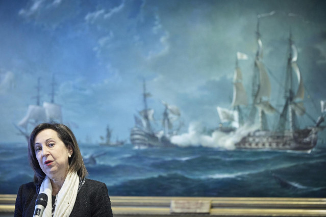 La ministra de Defensa, Margarita Robles, preside el acto de entrega del Premio José Francisco de Querol y Lombardero, en la sede del Ministerio, a 6 de febrero de 2023, en Madrid (España).