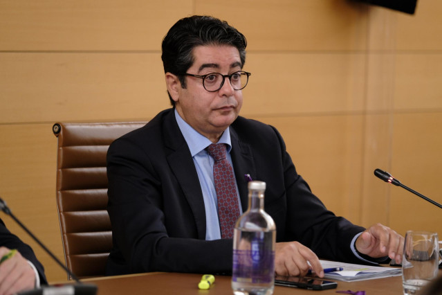 El presidente del Cabildo de Tenerife, Pedro Martín
