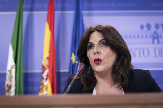 La portavoz de grupo parlamentario PSOE-A, Ángeles Férriz, durante su comparecencia en rueda de prensa. A 02 de marzo de 2023, en Sevilla (Andalucía, España). Los representantes de los grupos políticos se dan cita en rueda de prensa previa a la Junta de P