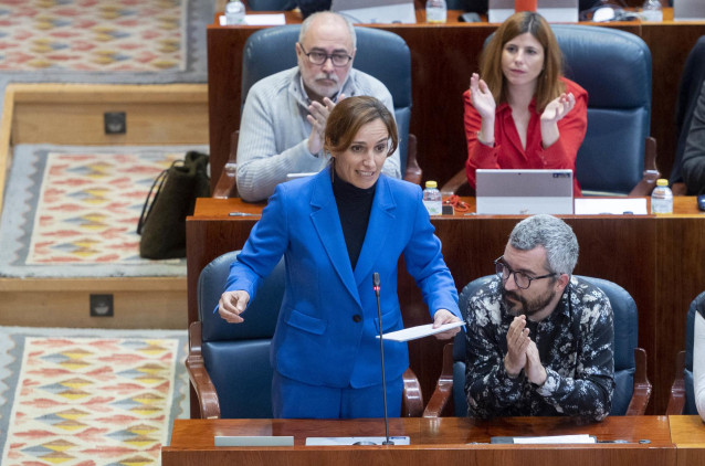 La portavoz de Más Madrid en la Asamblea de Madrid, Mónica García, interviene durante un pleno en la Asamblea de Madrid, a 2 de marzo de 2023, en Madrid (España).