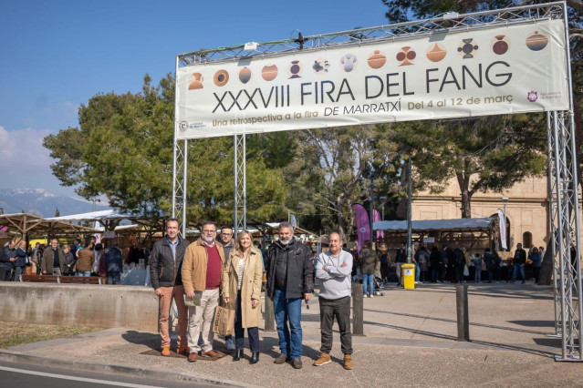 La portavoz nacional de CS y coordinadora del partido en Baleares, Patricia Guasp, visita la 'Fira del Fang de Marratxí'