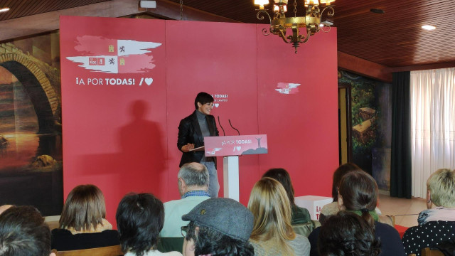 La ministra portavoz, Isabel Rodríguez, durante su intervención en Aquilar de Campoo.