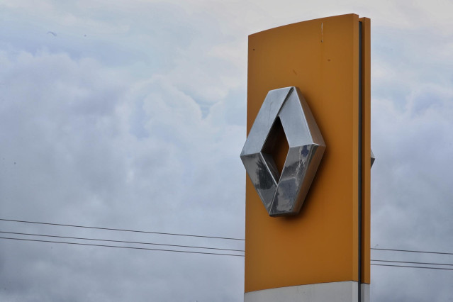 Archivo - Logo de Renault. Foto de archivo, ajena a los hechos investigados.