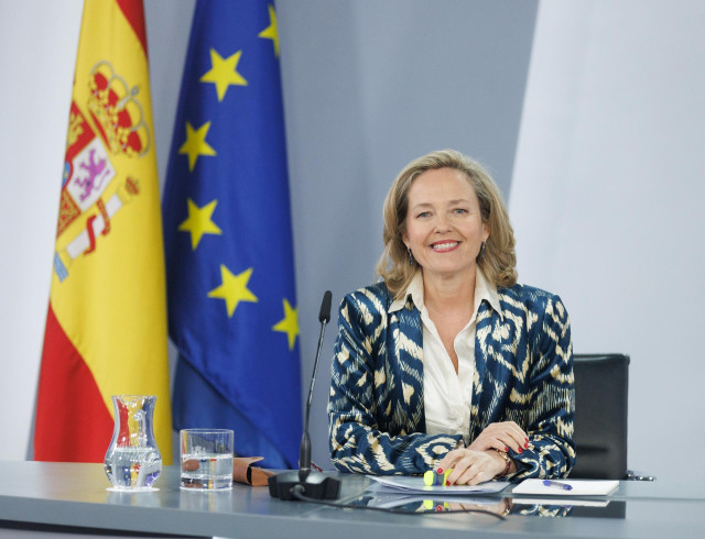 Archivo - La vicepresidenta primera y ministra de Asuntos Económicos y Transformación Digital, Nadia Calviño