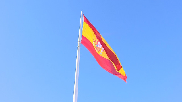 Archivo - Acto de Izado Solemne de Bandera que se ha celebrado en los jardines del Descubrimiento de la plaza de Colón, en Madrid, con motivo de la festividad de San Isidro.