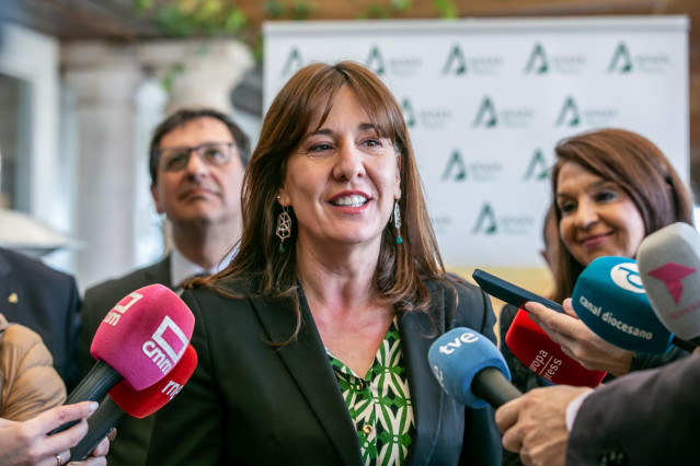 La consejera de Igualdad y portavoz del Gobierno regional, Blanca Fernández, asiste a la clausura del Encuentro de Mujeres del Medio Rural ‘Mujer y liderazgo’.