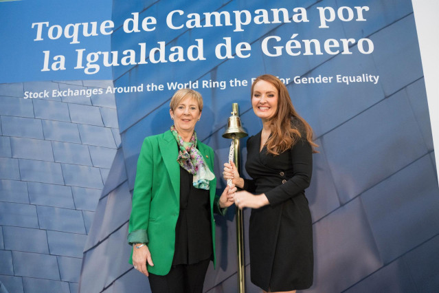 Toque de Campana por la igualdad de género en la Bolsa de Bilbao.