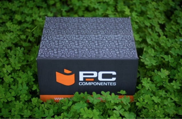 Archivo - PcComponentes recomprará tablets y relojes inteligentes
