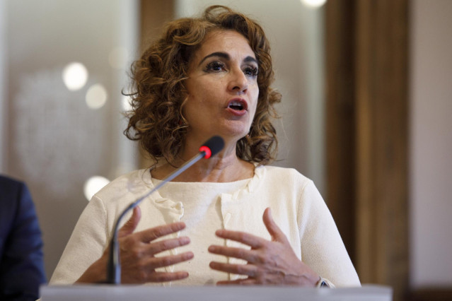 La ministra de Hacienda y Función Pública, María Jesús Montero