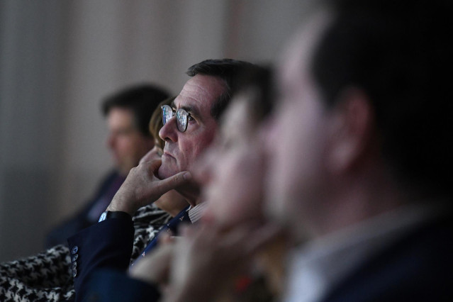 El presidente de la CEOE, Antonio Garamendi, durante el IV Encuentro SANFI Alumni, en la sede del banco Santander, a 9 de marzo de 2023, en Madrid (España).