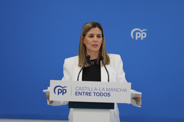 Pp Clm (Cortes De Voz Y Fotografía) Rueda De Prensa De Carolina Agudo