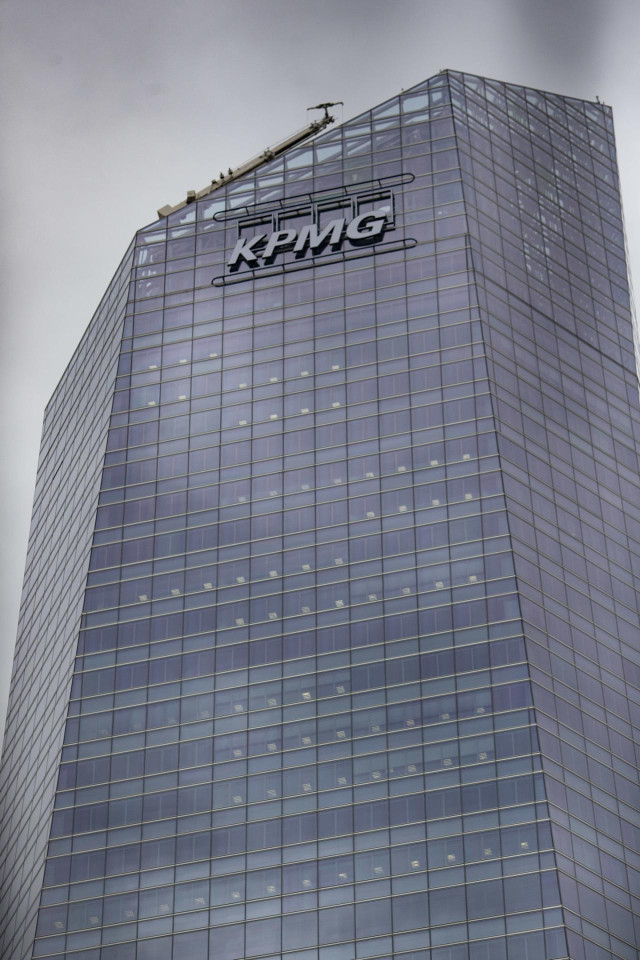 Archivo - Sede de KPMG en España