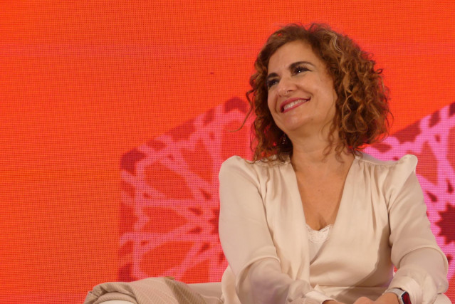 La vicesecretaria general del PSOE y ministra de Hacienda y Función Pública, María Jesús Montero, en la Convención Municipalista del PSOE-A en Huelva.