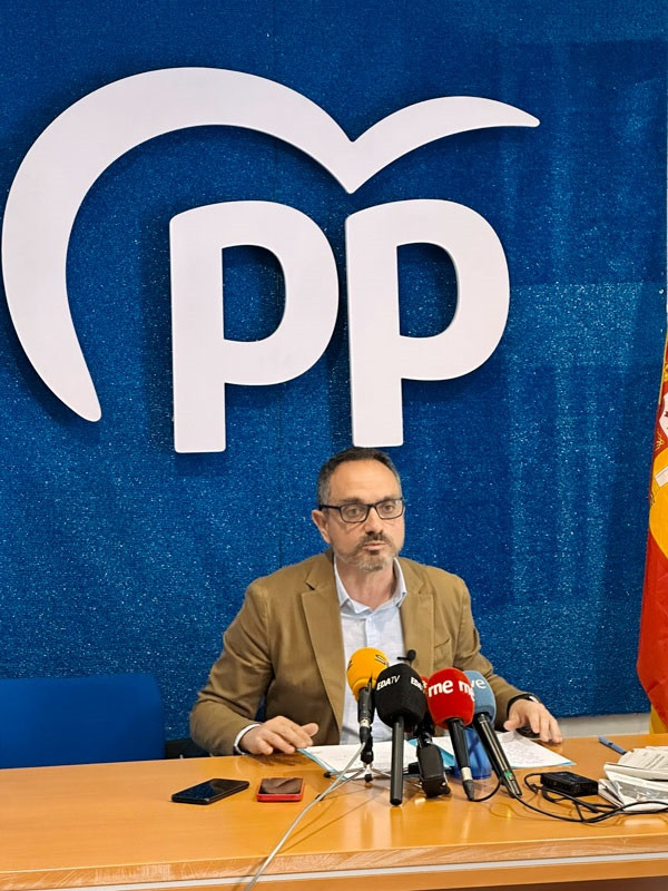 El candidato del PP en Móstoles, y viceconsejero de Educación, Manuel Bautista