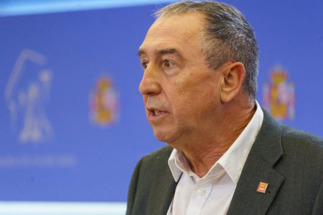 Archivo - El portavoz de Compromís en el Congreso, Joan Baldoví, en rueda de prensa