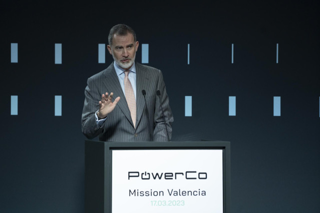 El Rey Felipe Vi interviene durante el acto inaugural del inicio de la construcción de la gigafactoría de PowerCo