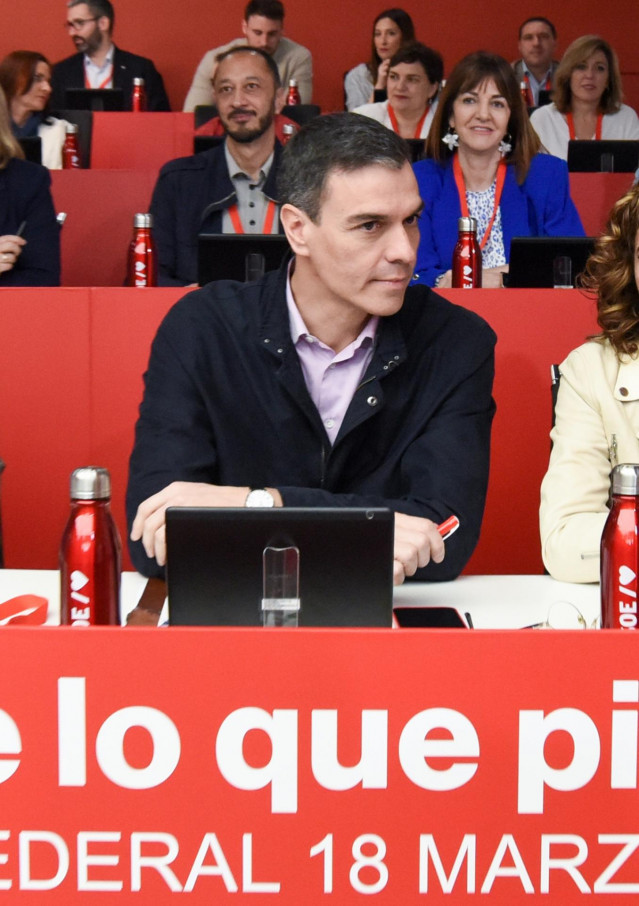 El secretario general del PSOE y presidente del Gobierno, Pedro Sánchez, durante la reunión del Comité Federal 'Defiende lo que piensas', en la sede federal del PSOE, a 18 de marzo de 2023, en Madrid (España).