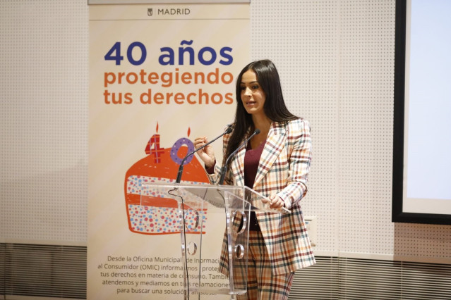 La vicealcaldesa de Madrid, Begoña Villacís, en el homenaje por el 40º aniversario de la OMIC.
