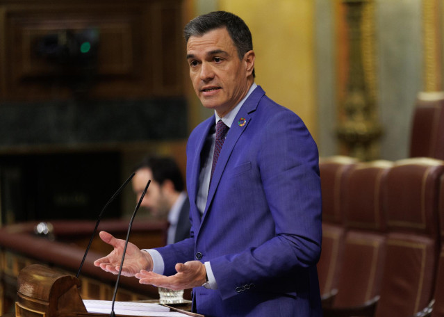 El presidente del Gobierno, Pedro Sánchez, interviene durante un debate de la moción de censura, en el Congreso de los Diputados